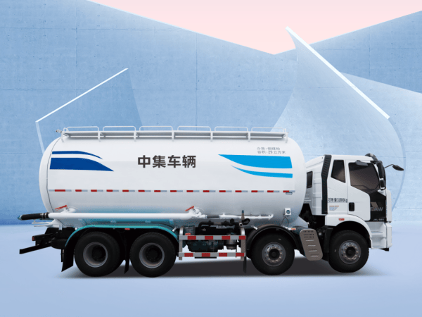 中集車輛粉罐家族實力登場，揭秘粉粒物料運輸車的"高效可靠"之道！